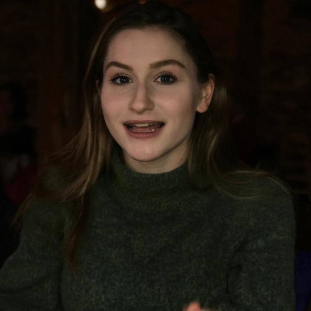 Meet your Posher, Beatrice
